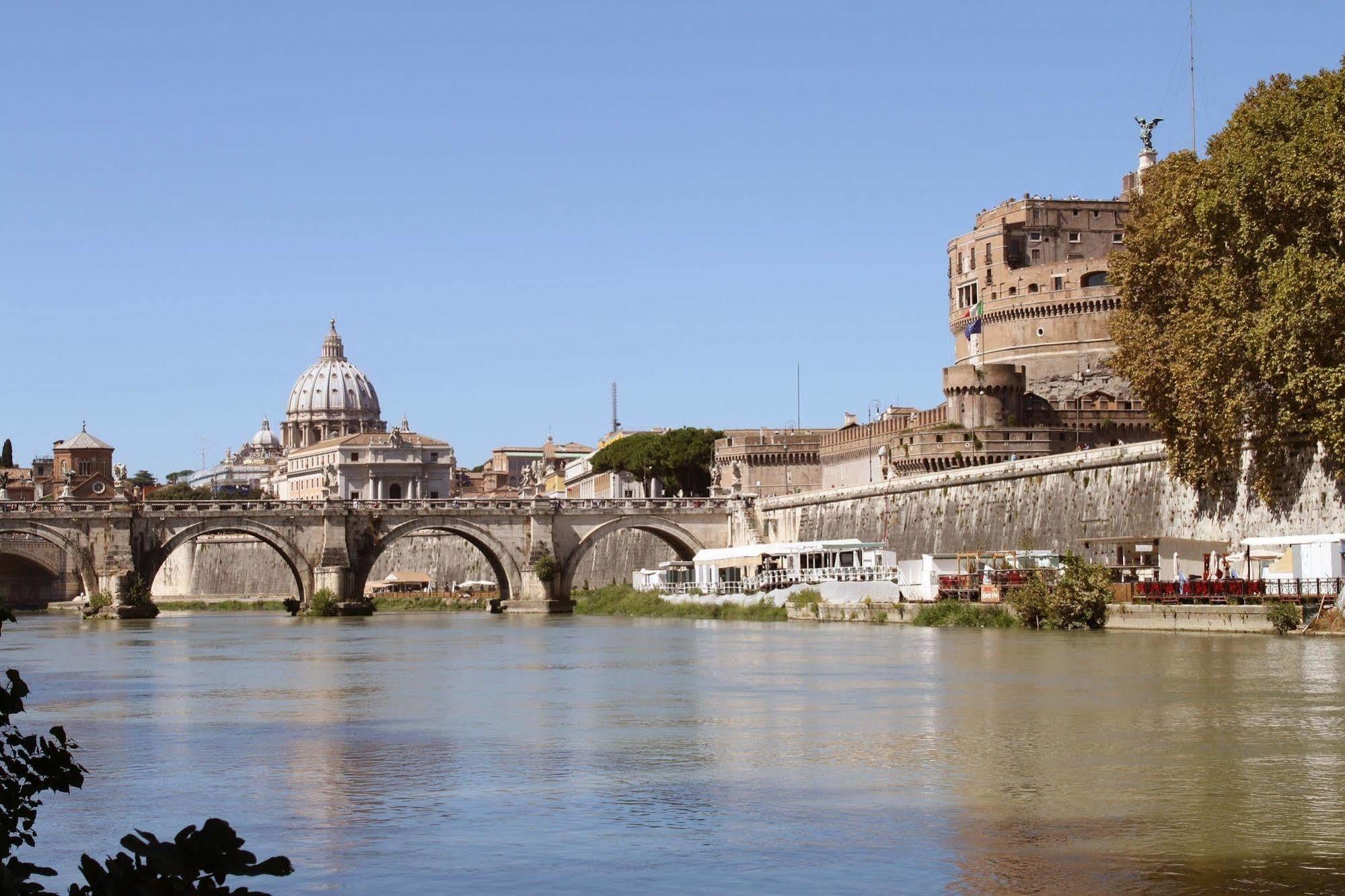 Al Passetto - St Peter'S Bike Hotell Roma Eksteriør bilde